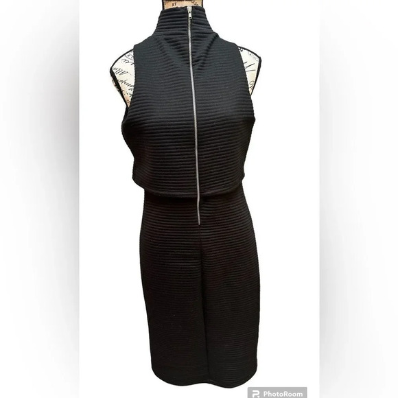 The Vanity Room silver zip ribbed black dress. Size med - Picture 1 of 3